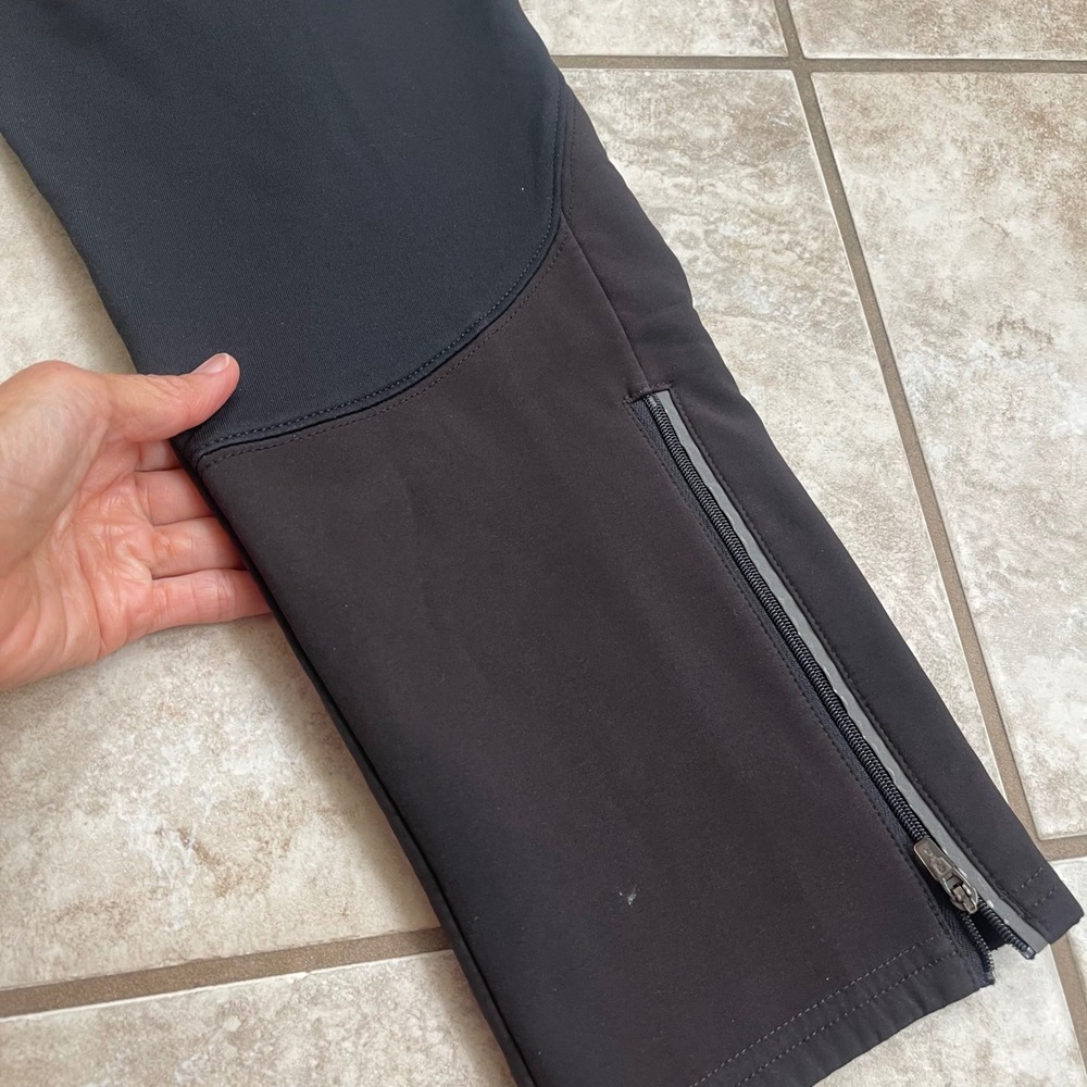 Title Nine Women Black Technical Hiking Pants Size Medium/short Pockets - Picture 9 of 13
